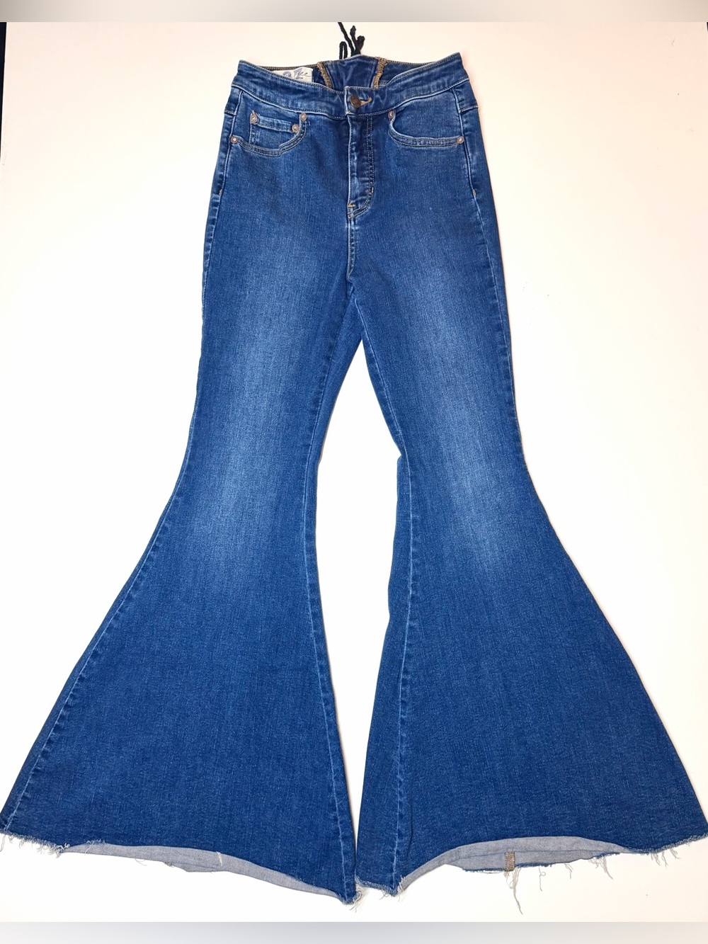 Free People Women’s Flare Bell Bottom Dark Wash Blue Jeans Size- 27 Stretch